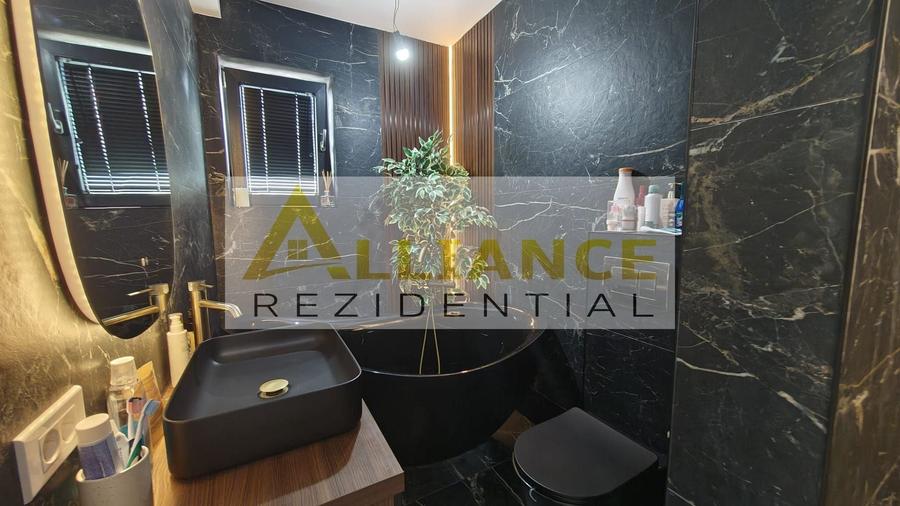 Casă individuală cu 5 camere cu Canalizare în Berceni