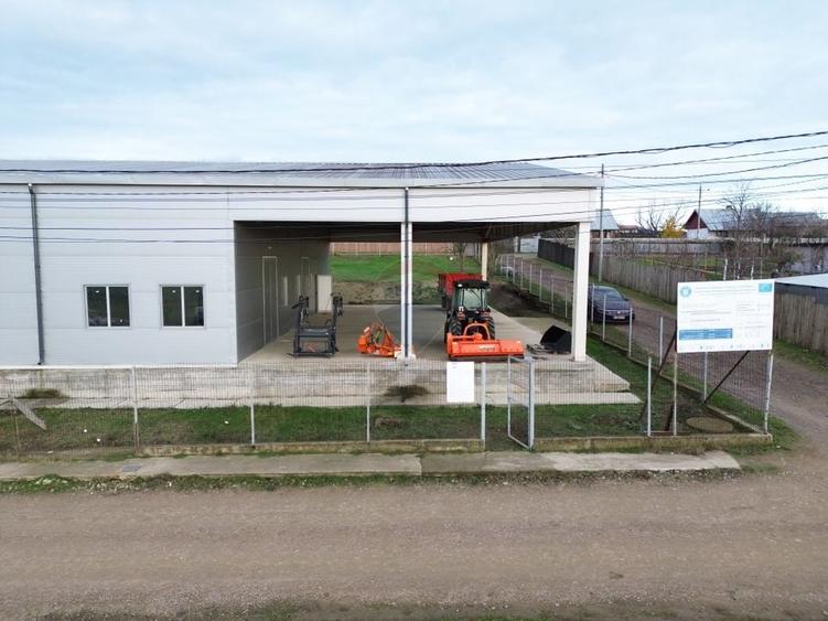 Spațiu industrial, de 700 mp, în Piscu