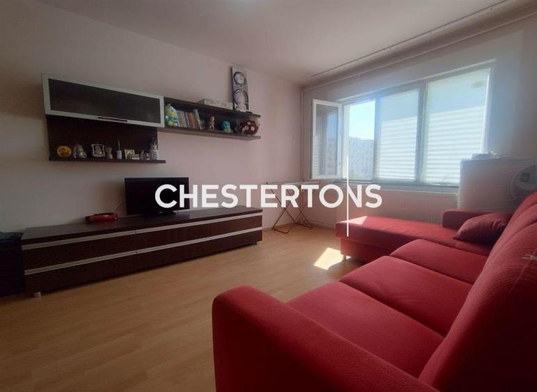 Apartament cu 2 camere decomandat, mobilat în Berceni