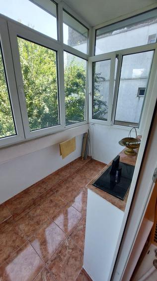 Apartament cu 2 camere decomandat în Narcisa