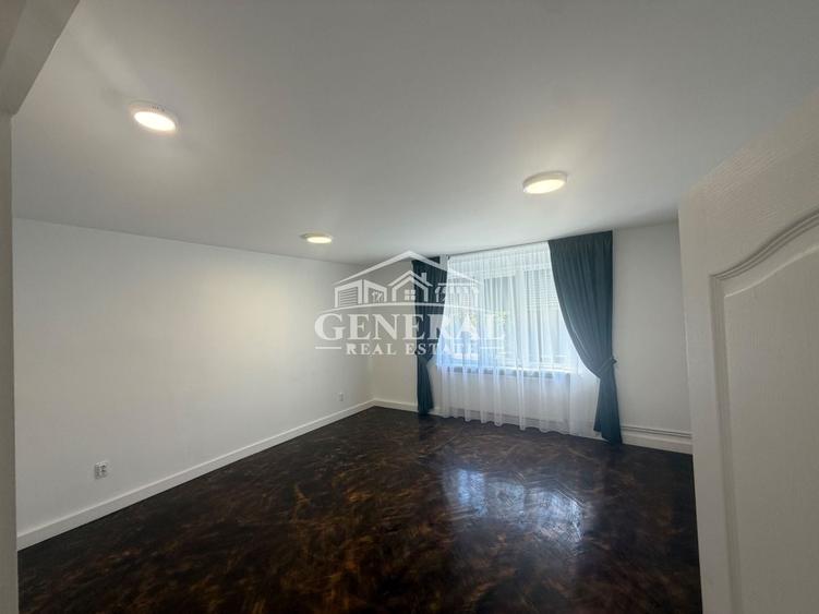 Apartament cu 4 camere decomandat în Central