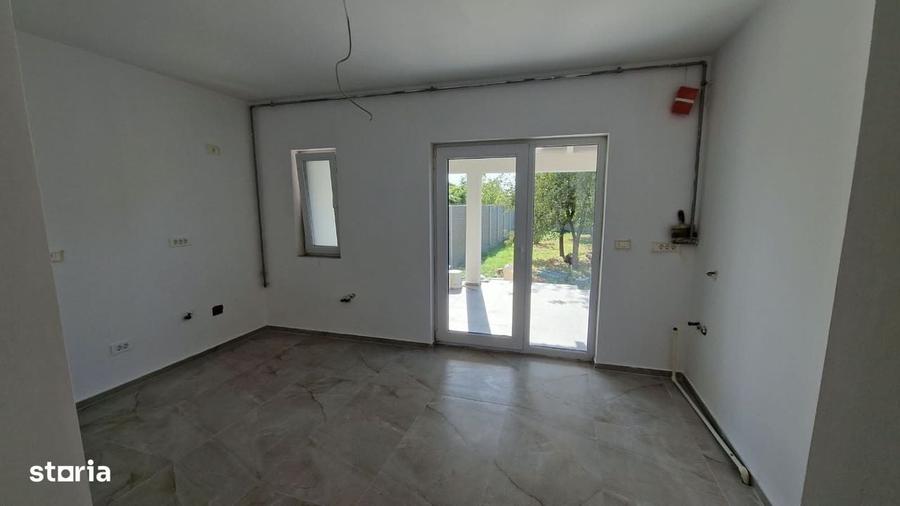 Duplex de Vanzare in Ghiroda , str. Busteni Pret 194.900 Euro - 15