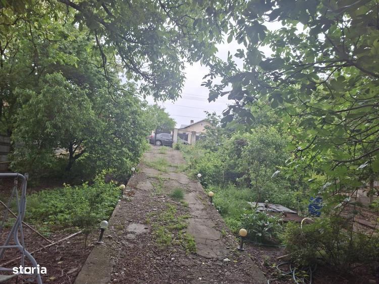 Casă cu 4 camere în Bucov