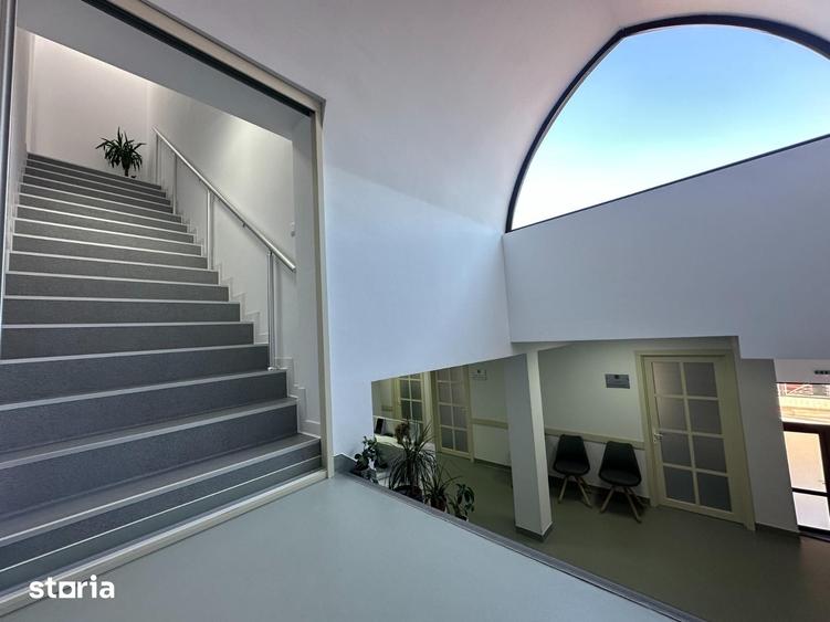 Spațiu comercial, de 820 mp, în Șerbănești