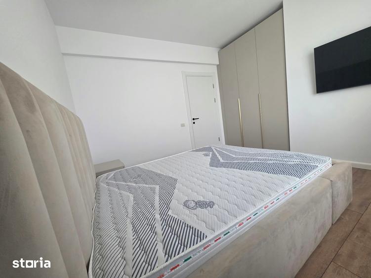 Casă cu 5 camere cu Canalizare în Tunari