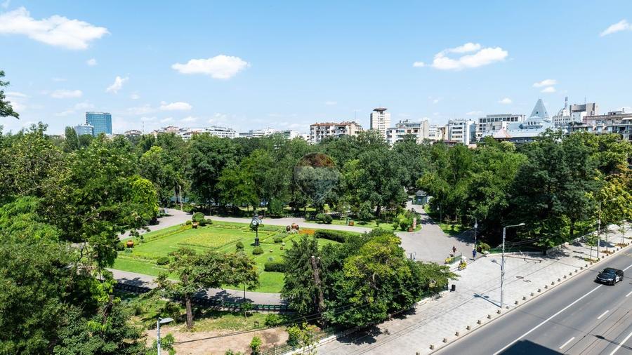 Garsonieră decomandată în Regina Elisabeta