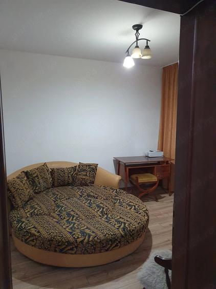 Apartament cu 3 camere semidecomandat în Copou