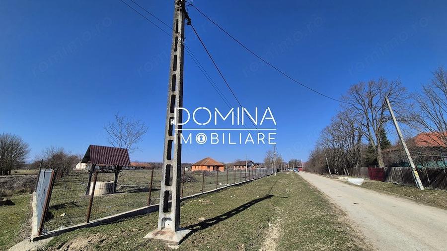 Teren de 4658 mp, în Scoarța