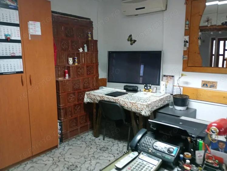 Teren de 8138 mp, în Periferie