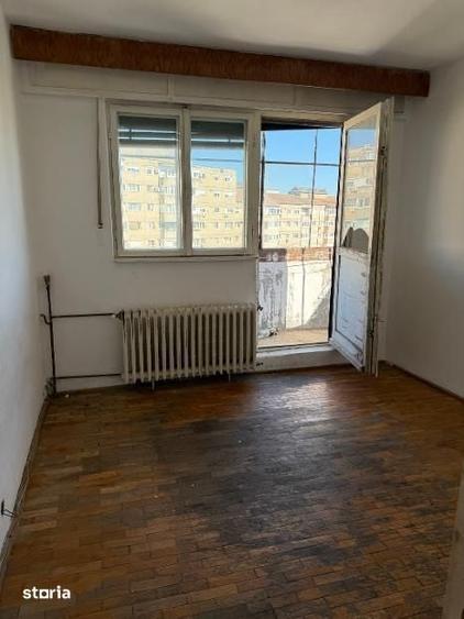 Apartament cu 3 camere decomandat în Decebal