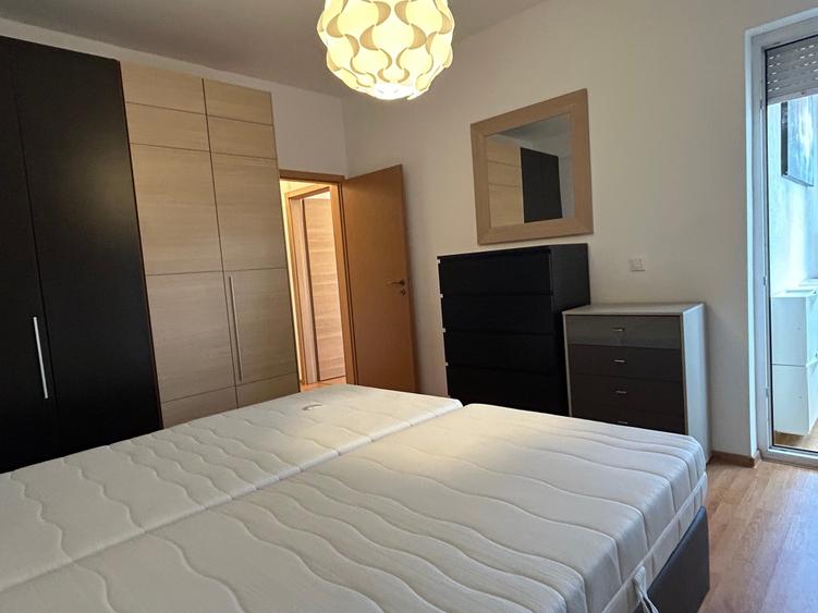 Apartament cu 3 camere în Torontalului