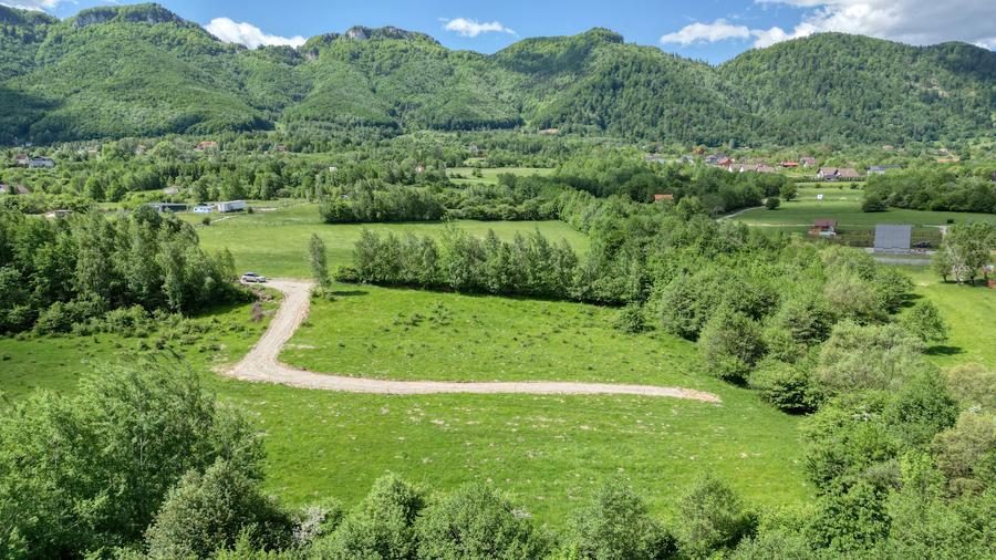 Teren Construcții intravilan de 500 mp, în Tohănița
