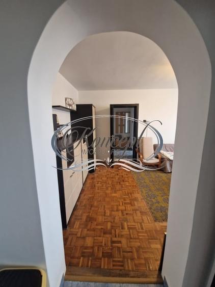 Apartament cu 2 camere semidecomandat, mobilat în Semicentral