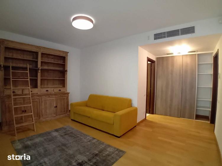 Apartament cu 3 camere semidecomandat, mobilat în Aviatorilor
