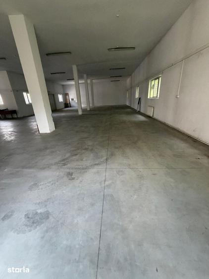 Spațiu comercial, de 460 mp, în Chiajna