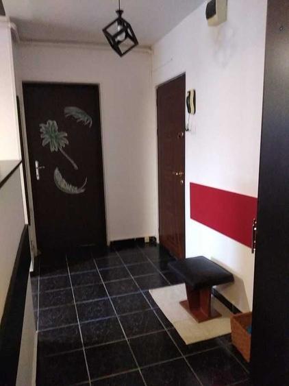 Apartament cu 2 camere decomandat în Colentina