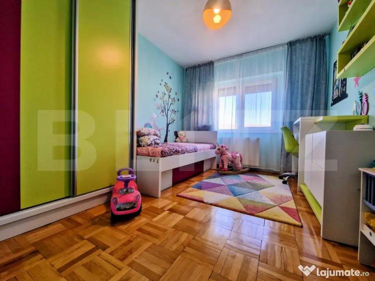 Apartament cu 3 camere decomandat în Central