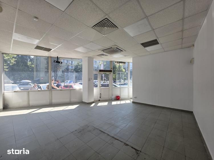 Spațiu comercial, de 37 mp, în Militari