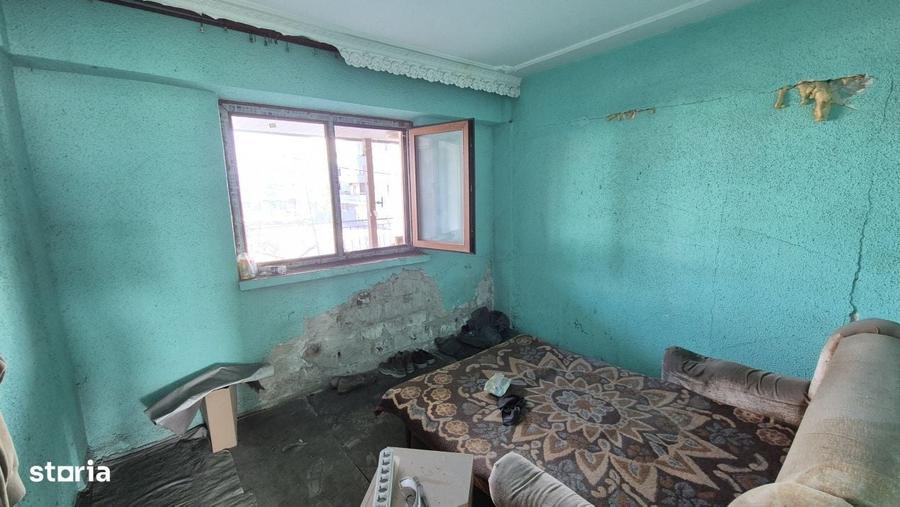 Apartament cu 3 camere decomandat în Ultracentral
