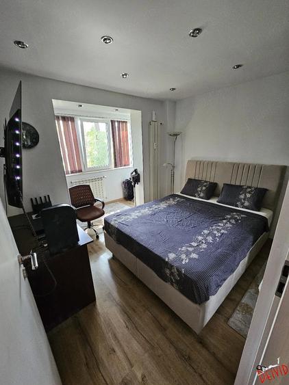 Apartament cu 3 camere decomandat, mobilat în Crângași