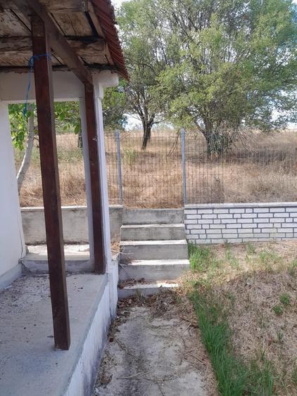 Casă cu 4 camere în Rădmănești