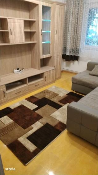 Apartament cu 2 camere decomandat în Republicii