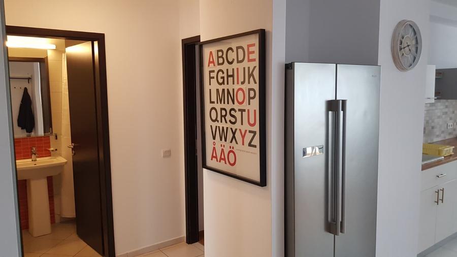 Apartament cu 2 camere decomandat, mobilat în Berceni