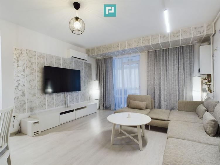 Apartament cu 3 camere semidecomandat, mobilat în Dumbrăvița