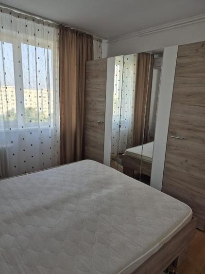 Apartament cu 2 camere decomandat, mobilat în Berceni