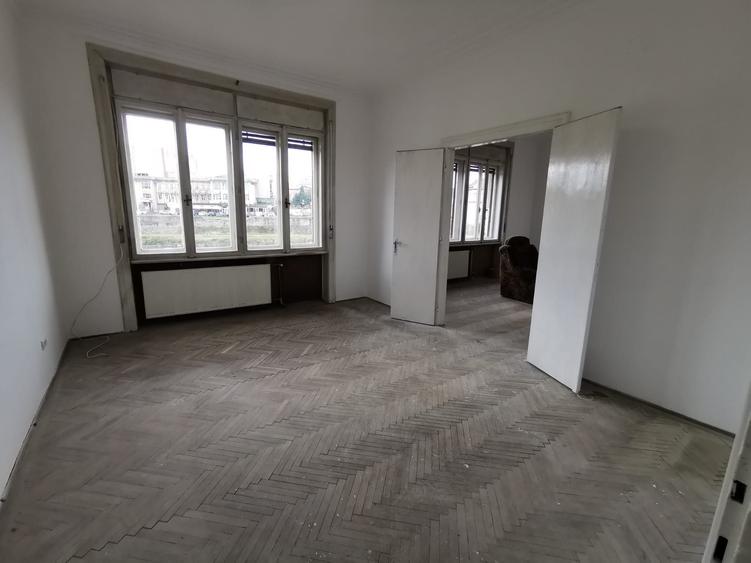 Apartament cu 4 camere circular în Ultracentral