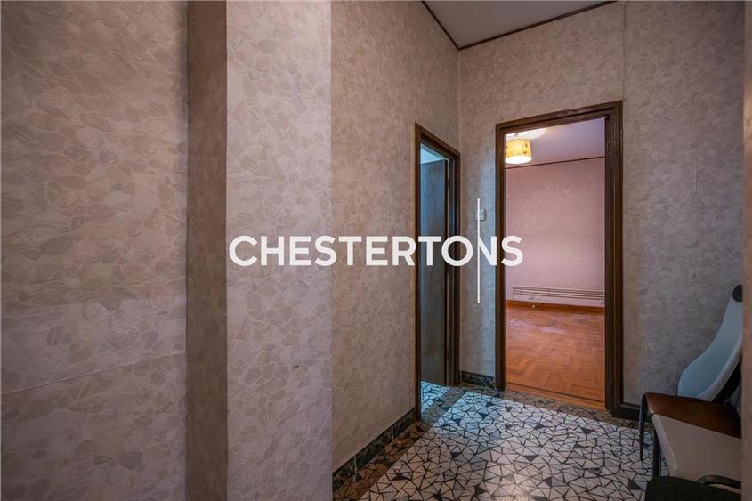 Apartament cu 5 camere circular în Calea Victoriei