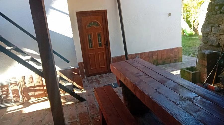 Casă cu Teren 700 Mp în Sasca Montană