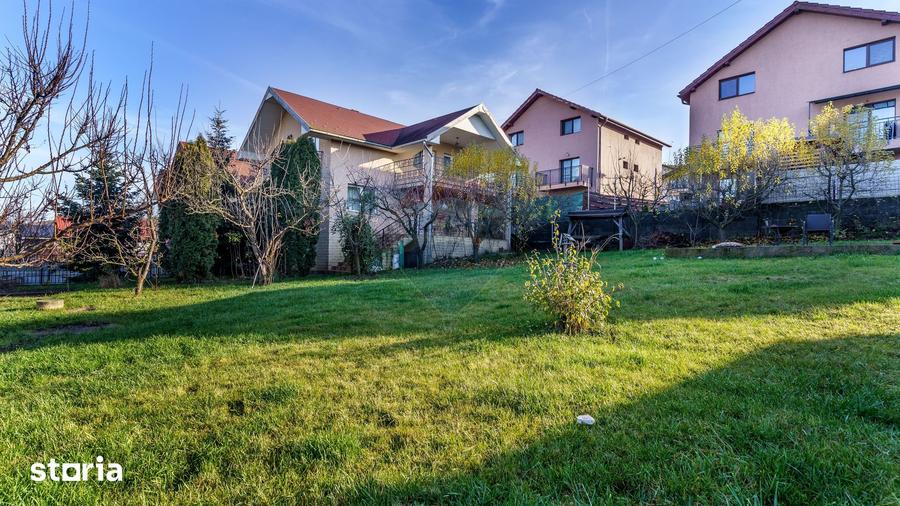 Casă cu 5 camere cu Teren 861 Mp în Apahida