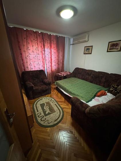 Apartament cu 3 camere decomandat, mobilat în Ultracentral