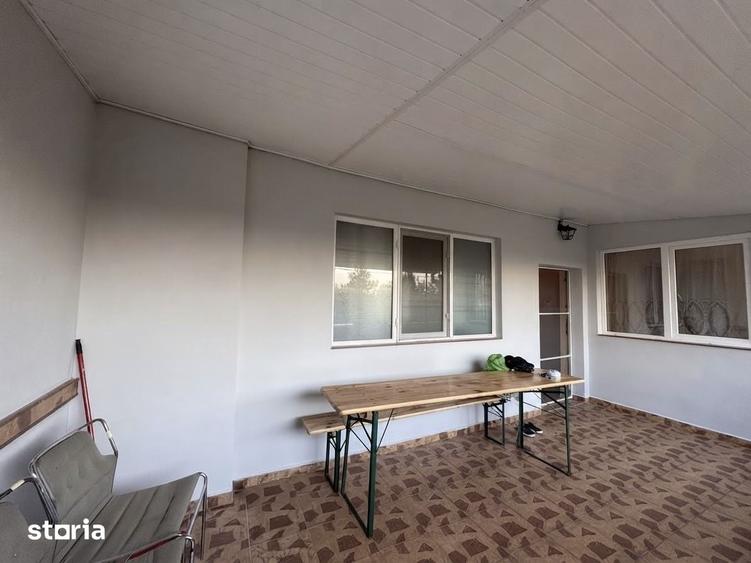 Casă cu 3 camere cu Teren 1000 Mp în Central
