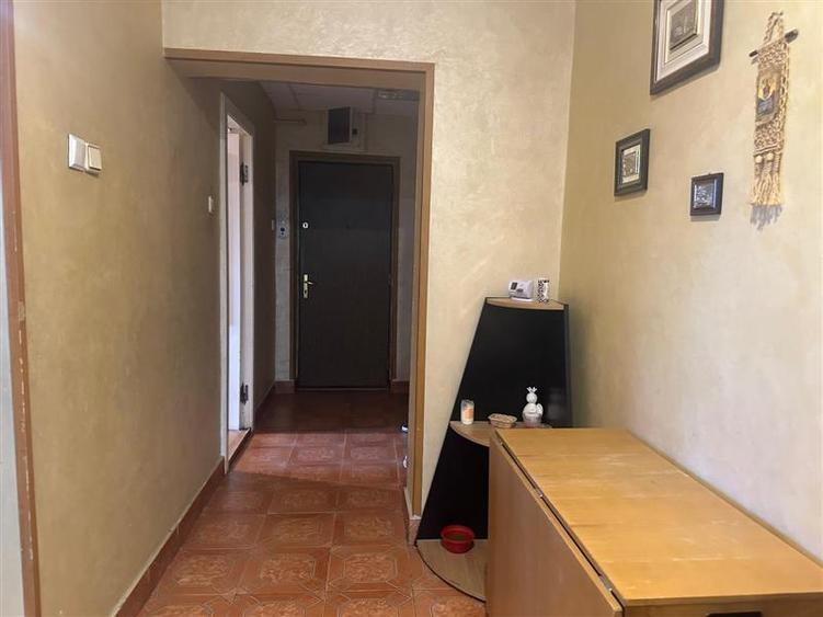 Apartament cu 4 camere decomandat, mobilat în Păcurari