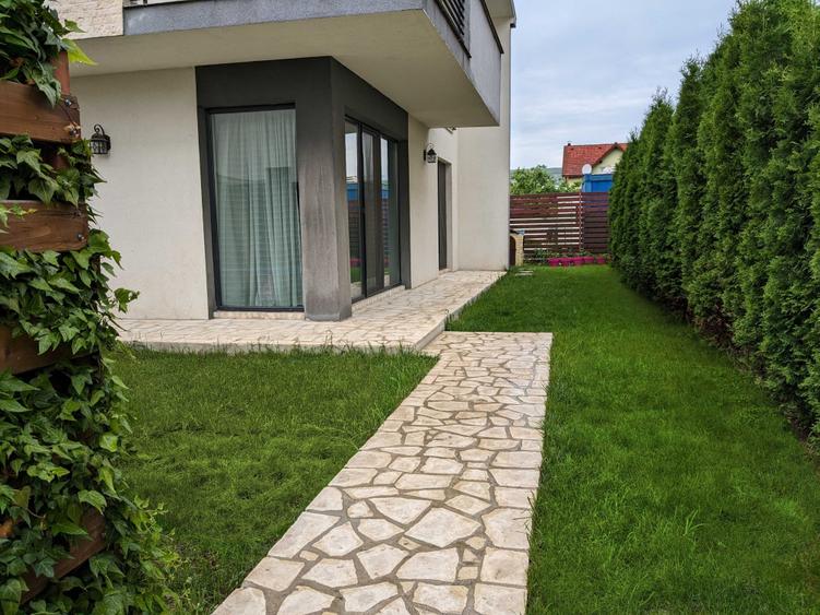 Casă cu 4 camere în Florești