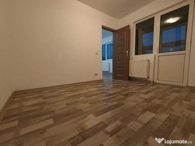 Apartament cu 2 camere semidecomandat în Nord