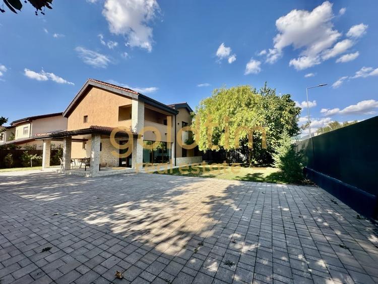 Casă individuală cu 5 camere cu Canalizare în Pipera