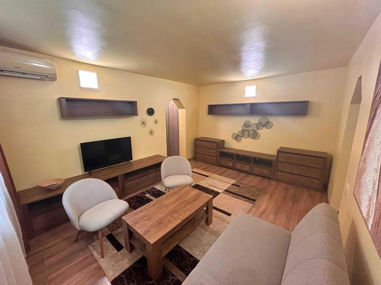 Apartament cu 2 camere semidecomandat în Central