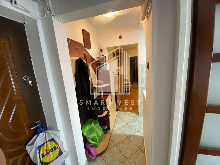Apartament cu 3 camere, mobilat în Micro 14