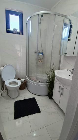 Casă cu 3 camere în Central