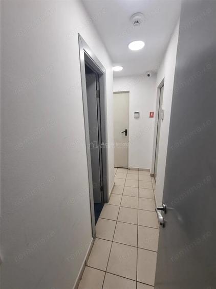Spațiu comercial, de 120 mp, în Central