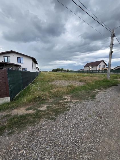 Teren de 920 mp, în Strejnicu
