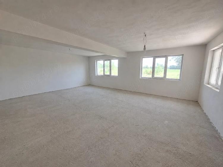 Casa P+E+M de vanzare Suseni, Arge? - 3