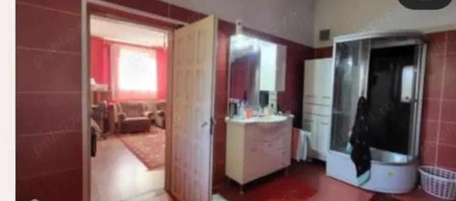 Vand casa ultracentral - 1