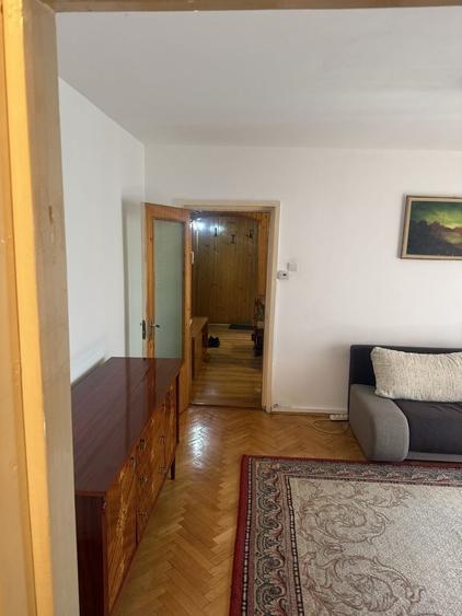 Ofer spre inchiriere apartament 3 camere - 2