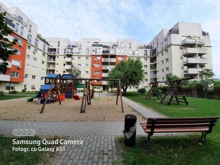 Apartament cu 2 camere decomandat în Dumbrăvița