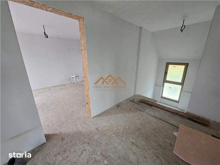 Casă cu 4 camere cu Teren 2500 Mp în Cacica