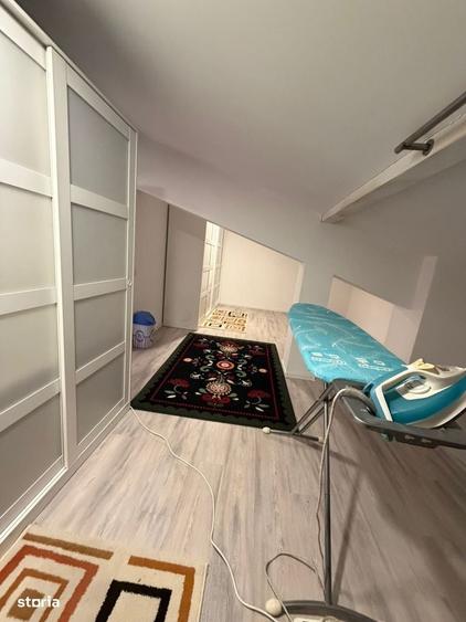 Casă cu 4 camere în Sisești